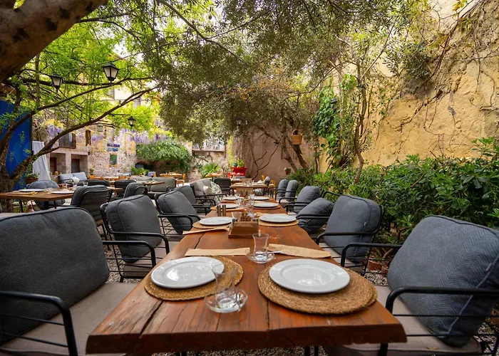 Gasthuis Macaron Konagi 4*