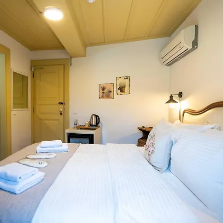 Macaron Konagi 4* Ayvalı