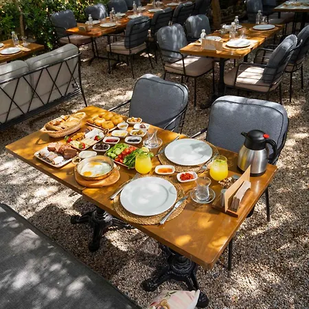 Macaron Konagi Vendégház Ayvalı