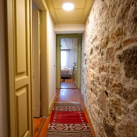 Macaron Konagi 4* Ayvalı