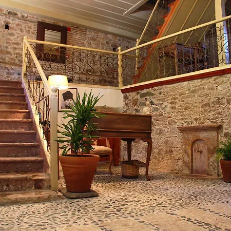 Guest house Macaron Konagi Ayvalik
