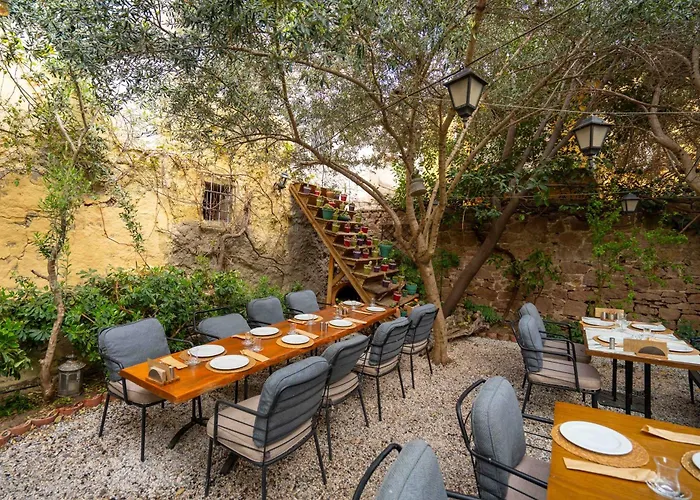 Macaron Konagi 4* Ayvalı